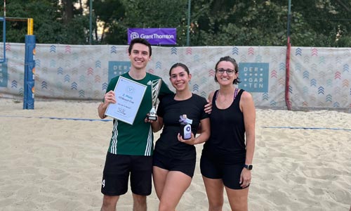 Unser Grant Thornton Beach Cup: Sonne, Sand und Sport